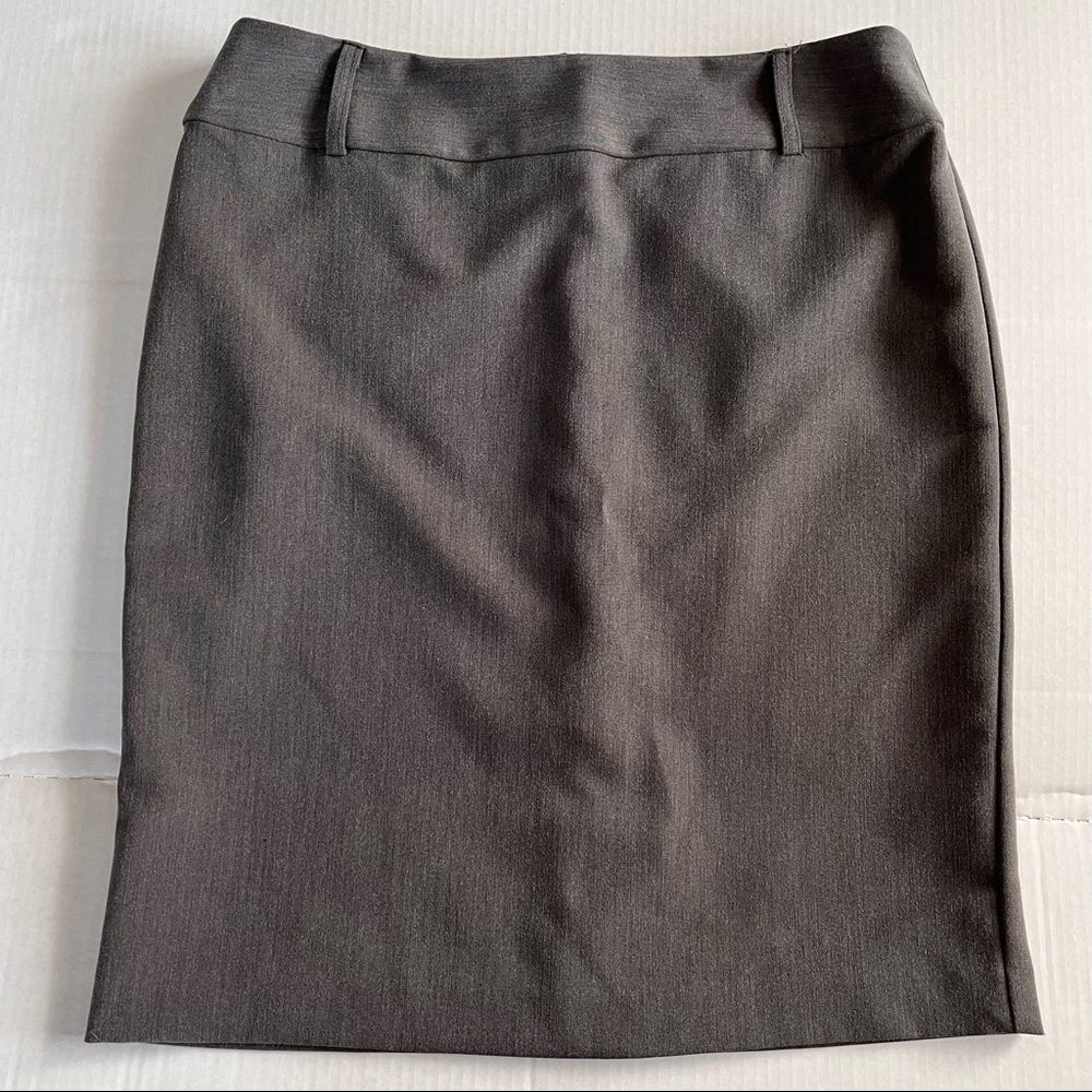 Covington • Charcoal Gray Skirt